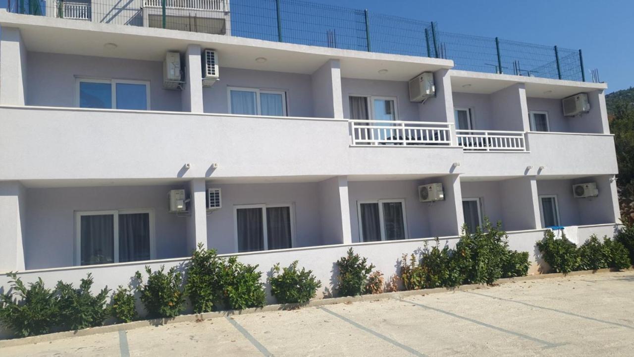 Apartments Capeta Неум Экстерьер фото