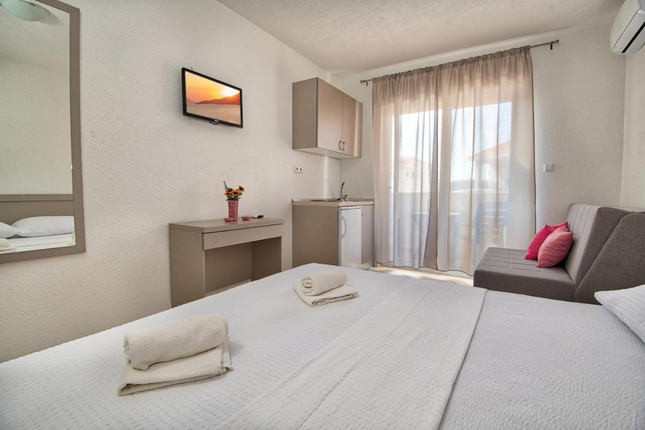 Apartments Capeta Неум Экстерьер фото