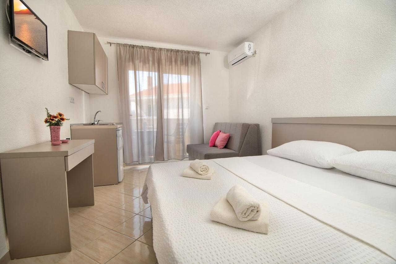 Apartments Capeta Неум Экстерьер фото