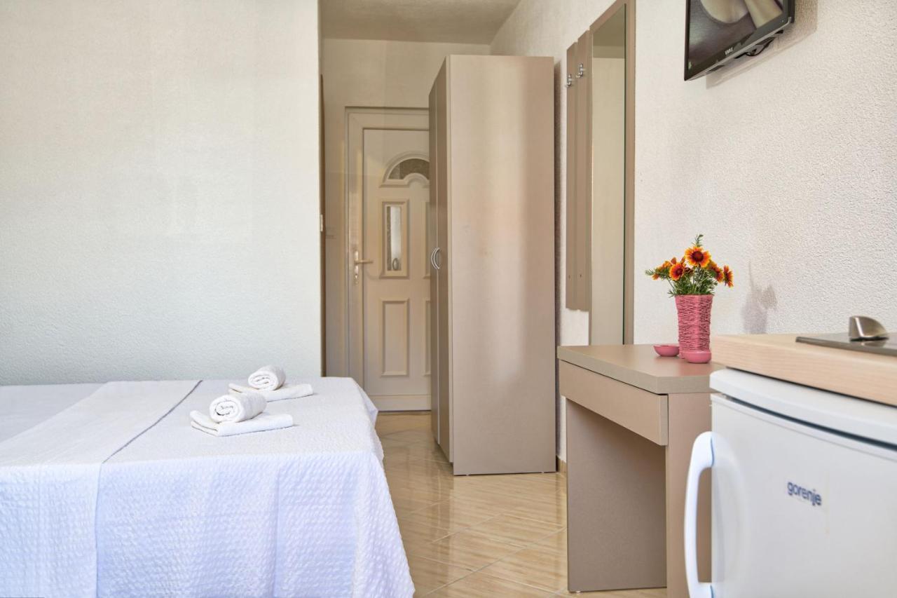 Apartments Capeta Неум Экстерьер фото